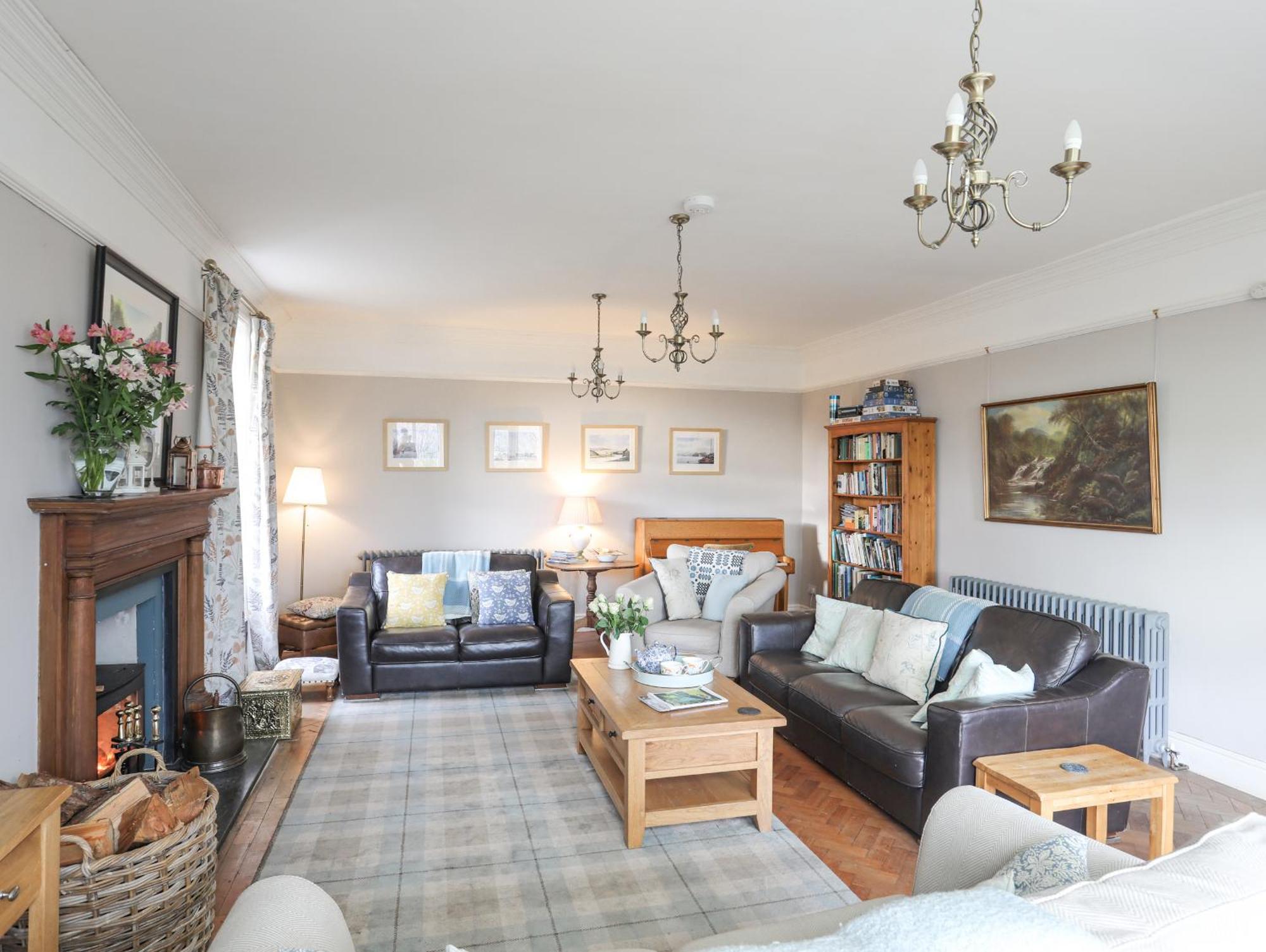 Ty'N Y Cae Villa Llanbedr-y-cennin Екстериор снимка